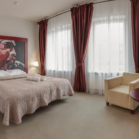 Navalis, Hotel Klaipeda