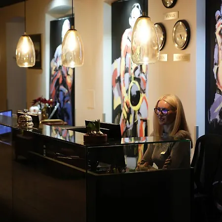 Navalis, Hotel Klaipeda