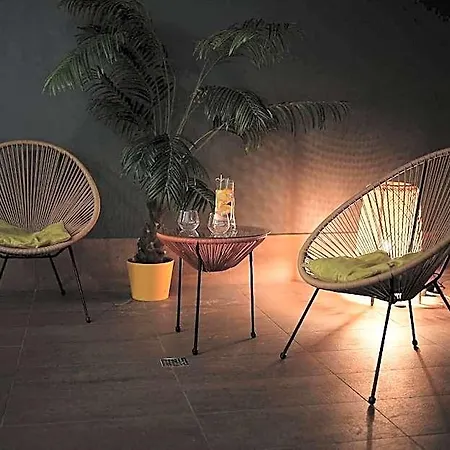 Navalis, Hotell