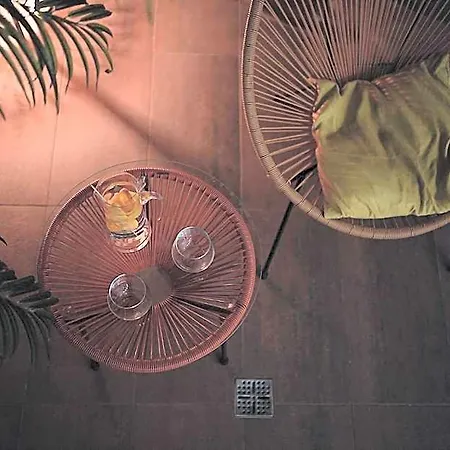 Navalis, Hotell